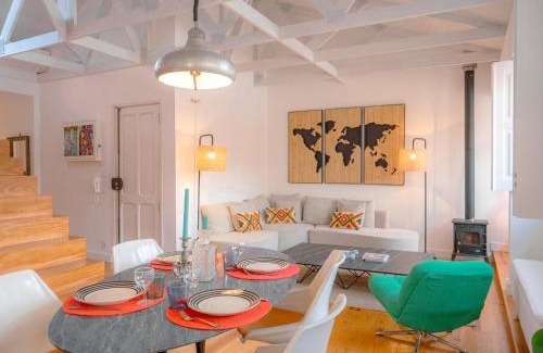 Linda-a-Velha Apartamento | Luxurious Loft : Bridge-View Rooftop | By Airnest