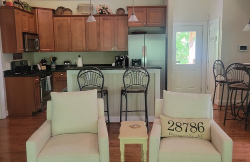 Waynesville Casa | Lujoso refugio de montaña para el viajero exigente