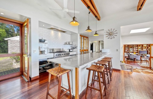 Booroobin Casa | Luxurious Mountain Retreat near Maleny