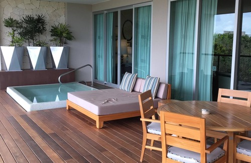 Villa Juarez Villa | Lujosa residencia residencial Grand Luxxe 3BR / 3BA Villa Riviera Maya-para 10 personas