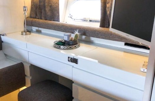 Kungsholmen Alquiler De Eote | Luxurious Yacht