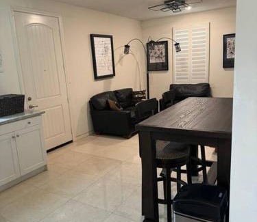 Sun City Casa | Luxury 1200 sqft 1bdrm retreat with den