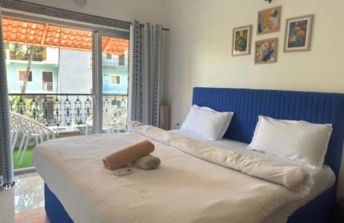 Saunta Vaddo Apartamento | Luxury 1bhk with Bathtub Pool near Calangute Baga Beach