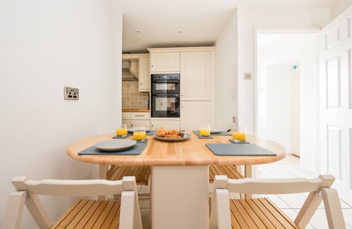 Wilton Cabaña | Luxury 2 bedroom cottage overlooking the River Wye