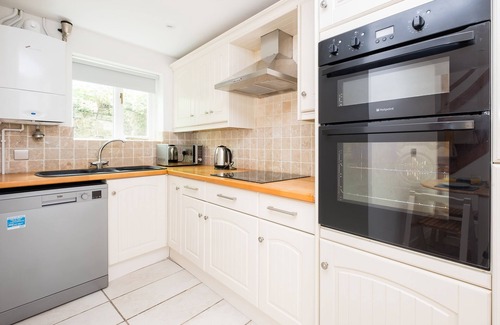 Wilton Cabaña | Luxury 2 bedroom cottage overlooking the River Wye