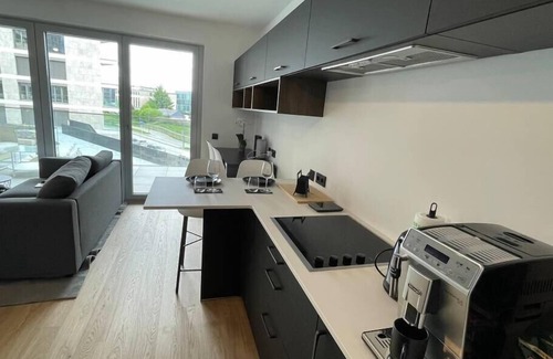 Gasperich Apartamento | Luxury 2023 Flat -Center Terrace Parking