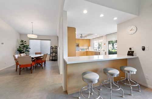 Palm Desert Casa | ★Luxury 4 Bdrm - Monterey Country Club - Pool/Hot-tub Golf Tennis Gym Patio BBQ★