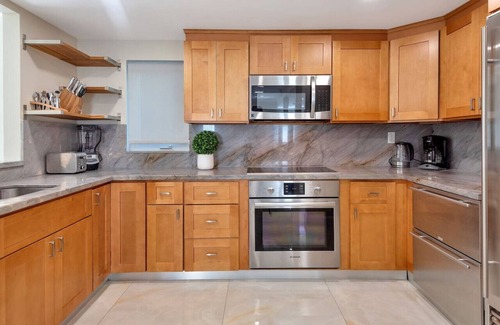 South Lake Villa | 1022 Adams St Hollywood FL