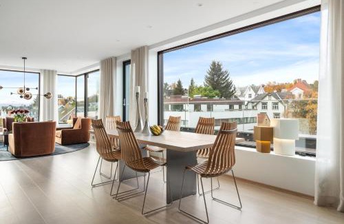 Tromso Apartamento | Luxury Apartment Downtown Tromsø with 2 Bedrooms and 2 Bathrooms and Parking