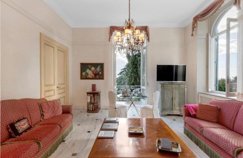 Vallecrosia Apartamento | Luxury Apartment In Villa Cava - Happy Rentals