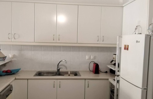 Xylokastron Apartamento | Luxury Apartment with Pool View