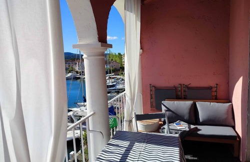Port Grimaud Apartamento | Port Grimaud: Venecia de Provenza, vista excepcional!