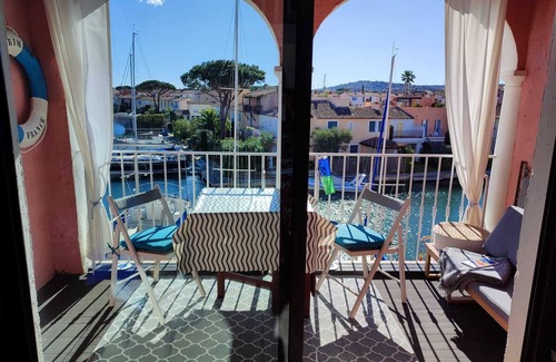 Port Grimaud Apartamento | Port Grimaud: Venecia de Provenza, vista excepcional!