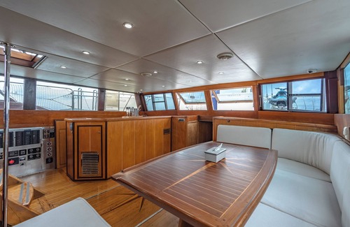 Rawai Alquiler De Eote | Luxury Boat Floating Hotel!