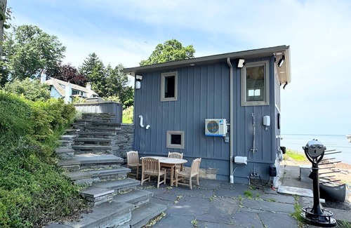 West Irondequoit Casa | Luxury Boat House Getaway