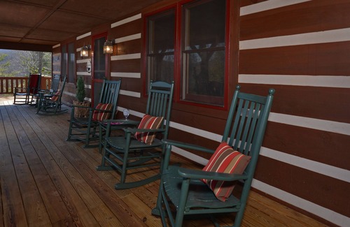 Boone Cabina | * Cabina de lujo *: 2 king / 3 queen + firepit + chimenea + 3 televisores inteligentes, cubiertas grandes