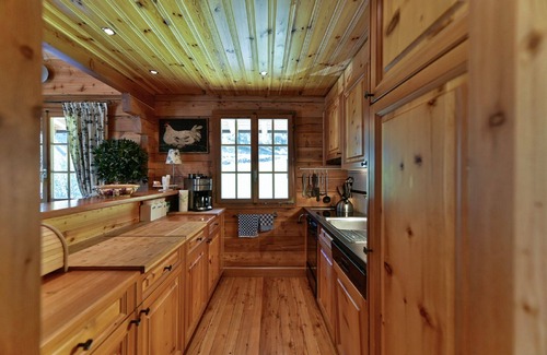 Arolla Chalet De Esquí | Chalet de lujo en La Monta cerca de la estación de esquí de Arolla, Evolène, wifi gratuito.