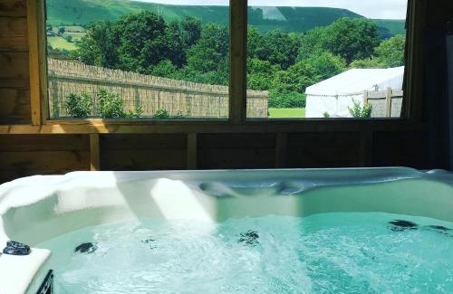 Longtown Apartamento | Luxury cosy carriage with electric private hot tub
