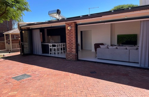 Bicton Casa | Luxury Cottage at the Manor on the River!!!