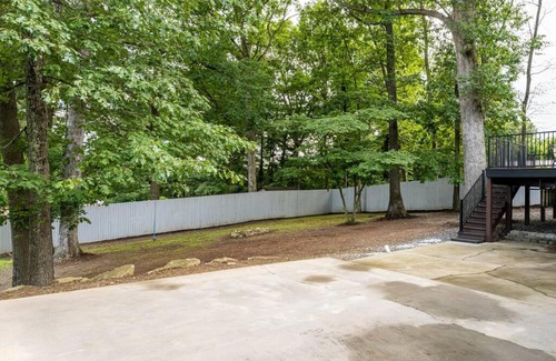 Oakley Casa | Luxury Cottage just 5 miles to downtown Asheville