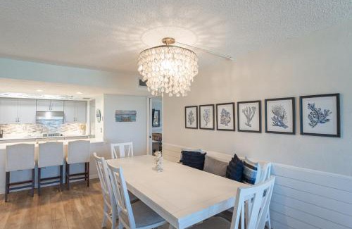 Ormond-by-the-Sea Casa | Luxury, Direct Oceanfront Unit and Balcony, Northeast Corner, Heated Pool, Garage Parking