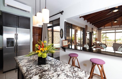 Playa Flamingo Casa | Luxury Flamingo villa with outdoor bar - pool and magnificent views