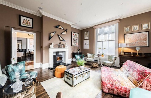 Harleston Casa | Luxury Georgian House With Sauna Sleeps 19-23