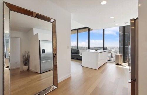 Downey Apartamento | Luxury High Rise in DTLA