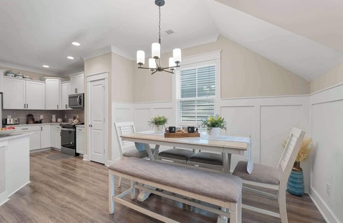 Spanish Wells Casa | Luxury Hilton Head Villa Getaway 4BR 3 Full BA 1 Half BA Beach Essentials Includ