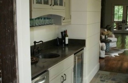 Lakemont Casa | LUXURY LAKEFRONT HOME 5/ BR LIGHT & BRIGHT--"HIGH 5"