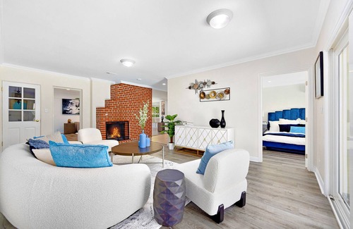 Alhambra Villa | Luxury PoolHouse Downtown Los Angeles over2000sqft