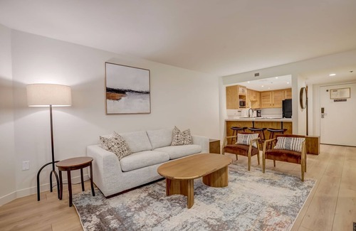 North Park City Condominio | Luxury Remodel - Park City Silver King Hotel