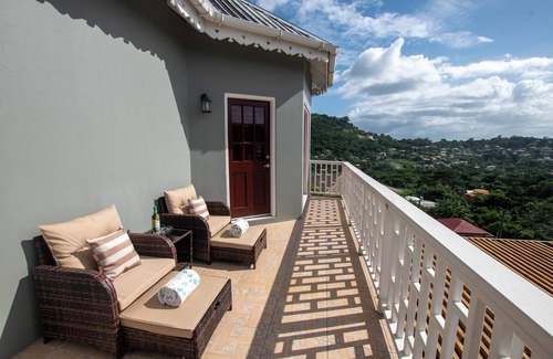 St. George's Casa | Luxury Remodeled Villa, close to Amenities/Beaches