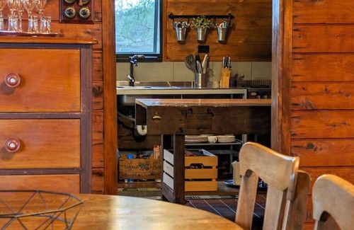 Broke Cabaña | Luxury Rustic Cottage in Hunter Valley