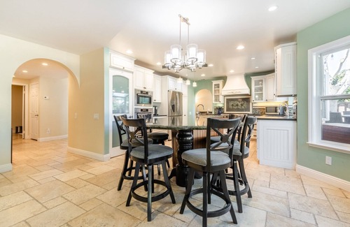 Carmel Valley Casa | Luxury San Diego House: Beach, Pool & Pet-friendly by Redawning