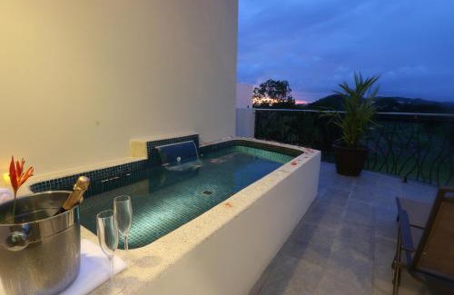 Jacó Apartamento | Luxury SKY PENTHOUSES 3-6BR Condo-Hotel at Oceano Jaco