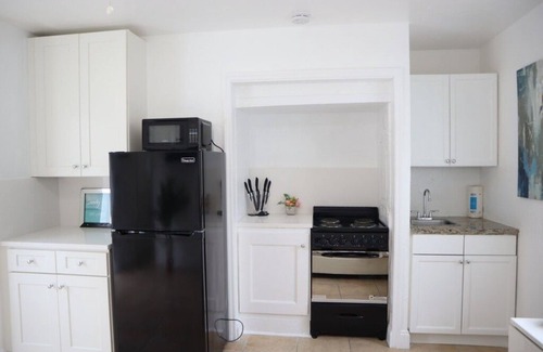 Palm Beach Shores Hotel | Luxury Studio / Prime Singer Island