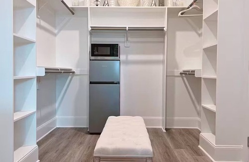 Raleigh Casa | Luxury Suite, Private Entrance, Garage & Patio