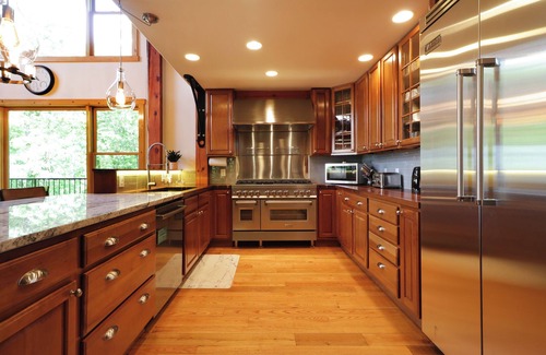 Spring Mills Cabina | Luxury Timber Frame Mountaintop Lodge, impresionantes vistas, 5 suites, cocina de chef
