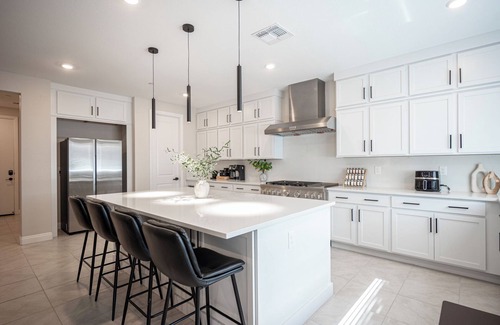 Enterprise Casa | Luxury Vegas Retreat with Pool Pickleball Court Mini Golf Basketball & Game Loft