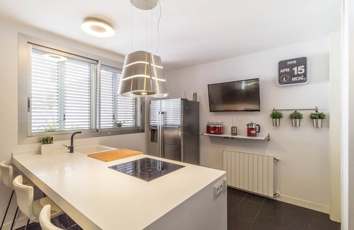 Burjasot Villa | VLVilla. Villa de lujo en Valencia con piscina privada y sala de cine