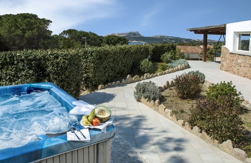 Santa Reparata Villa | LUXURY VILLA WITH JACUZZI AND VERANDA SEA VIEW