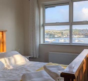 Ringaskiddy Villa | Luxury Waterfront House