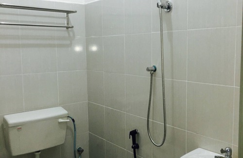 Air Hangat Hotel | Lyaa Resthouse