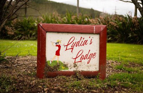 Woodstock Casa | Lydia's Lodge by Tiny Away