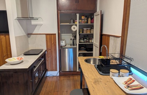 Queenstown Casa | Lyell: Character, views, comfort, air-conditioned, quiet yet close to towncentre