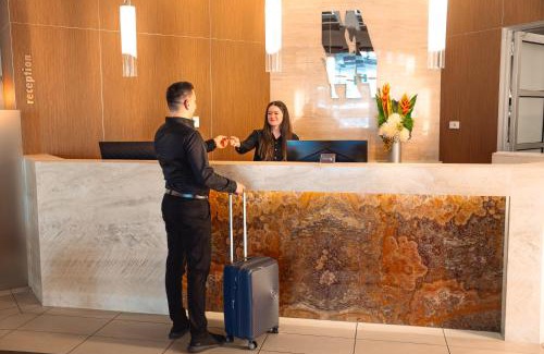 Lynbrook Hotel | Lynbrook Hotel