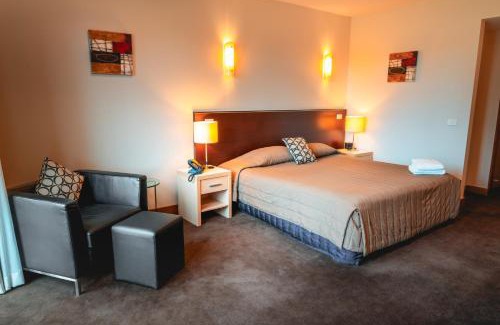 Lynbrook Hotel | Lynbrook Hotel