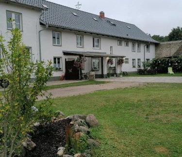 Wunsdorf Hotel | "Märkische Traube" idyllisches Gästehaus für Selbsversorger