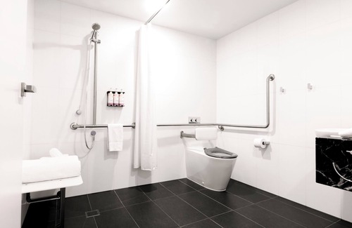 Melbourne Central Business District Hotel | Mövenpick Hotel Melbourne On Spencer